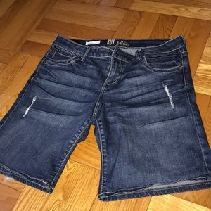 Boyfriend distressed shorts. Size 8.